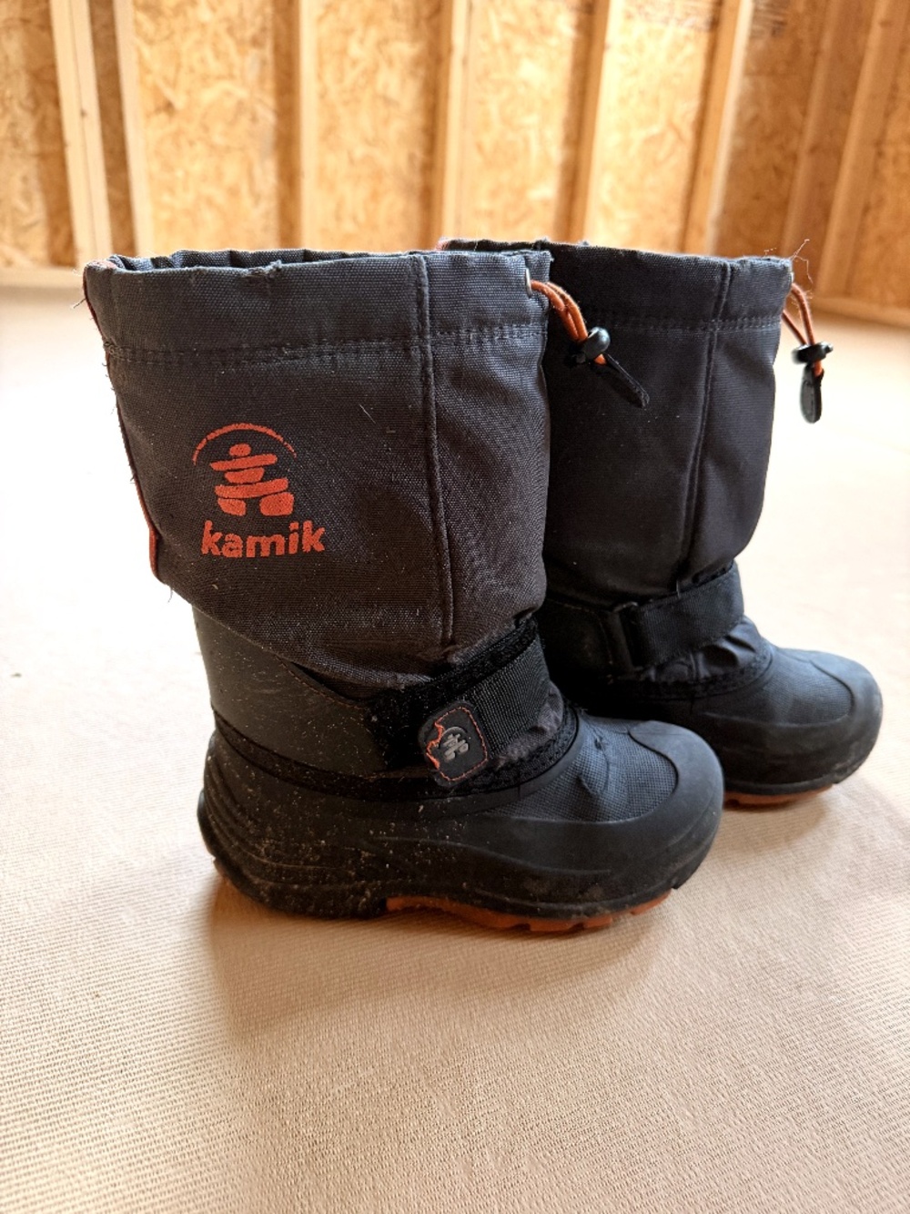 Kamik Kids Winter Snow Boots with Liner – Size 1 – Black/Orange